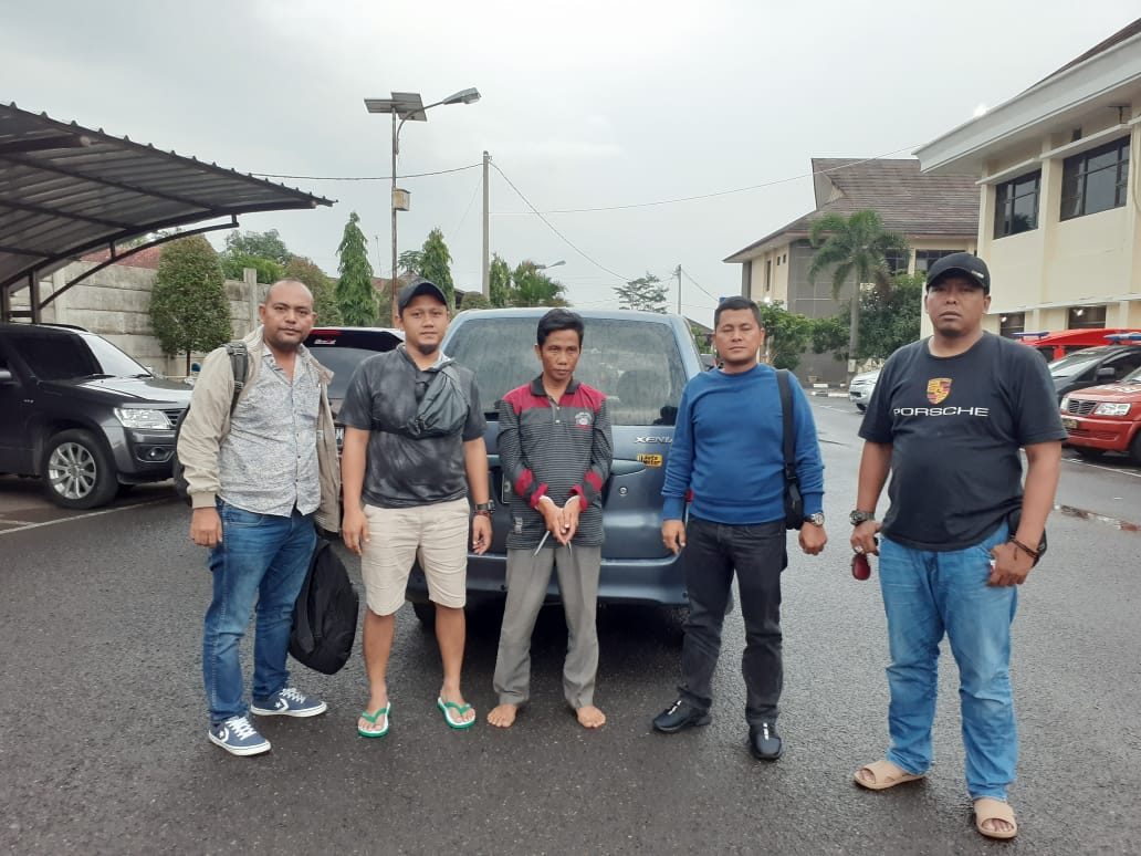 Polsek Kampar Kiri Hilir Kerjasama Dengan Polres Sumedang Berhasil Tangkap Pelaku Penggelapan Mobil